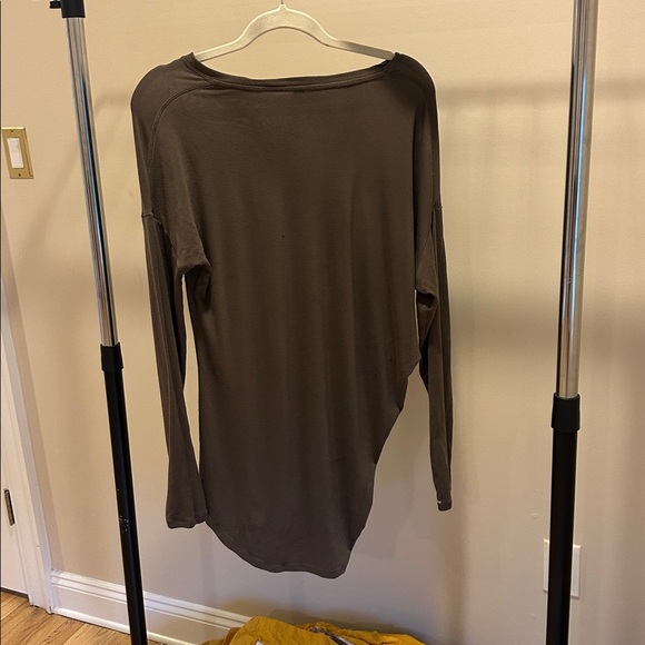 Athleta Cloudlight Restore Top size S - Picture 6 of 8